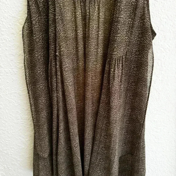 CAbi Printed Cardigan Vest - Picture 6 of 9